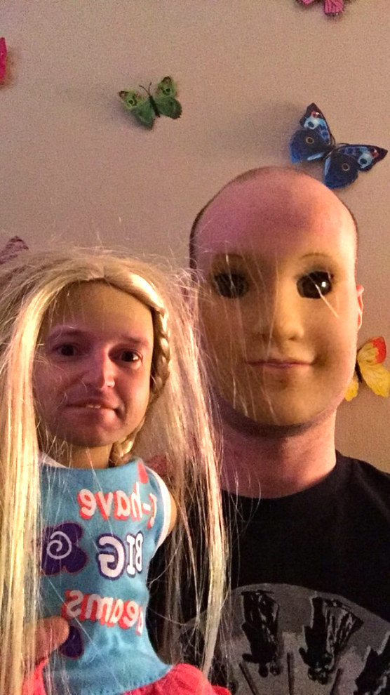 23 Hilarious Snapchat Face-Swaps To Make Your Day