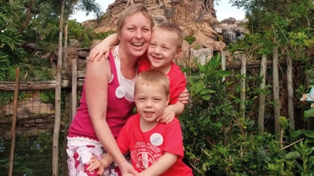 Kate Greene and Her Sons - Source: ABC News/St. John Greene